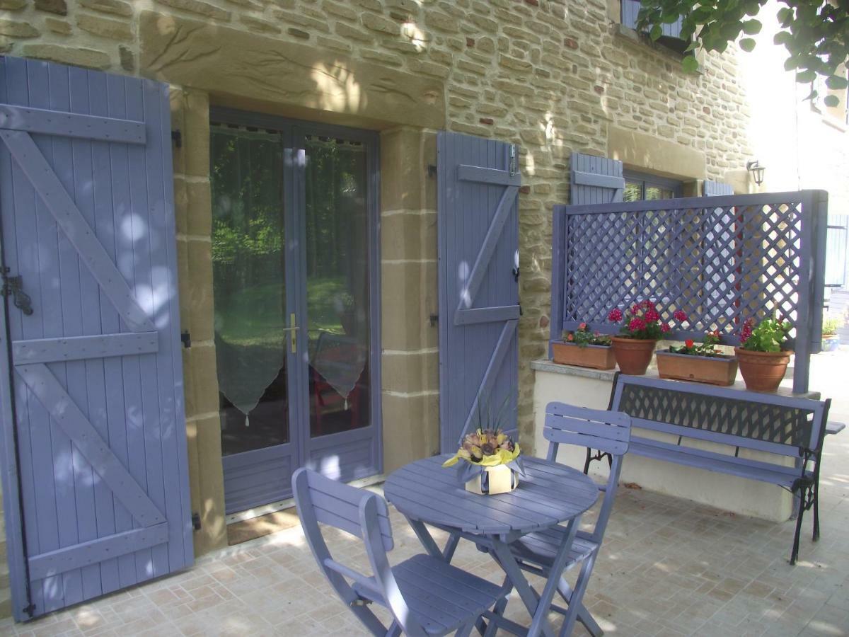 Hotel Domaine des cigales, chambre d'hôtes à Saint-Martin-d'Aout Extérieur photo